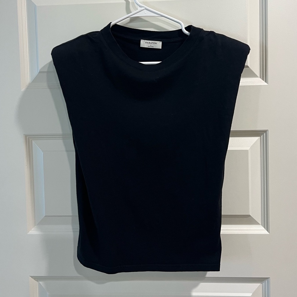 Aritzia Babaton Sleeveless Shoulder Pad Top